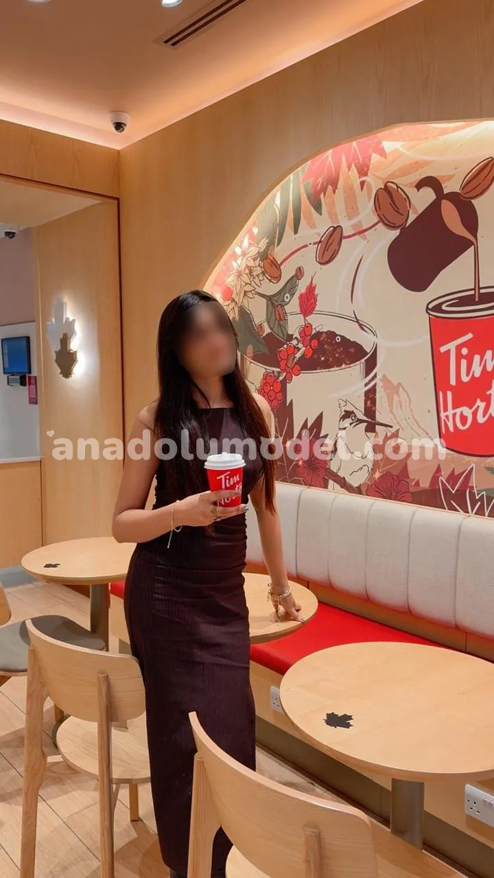 Tiktok Fenomeni Çakmak Escort Buse